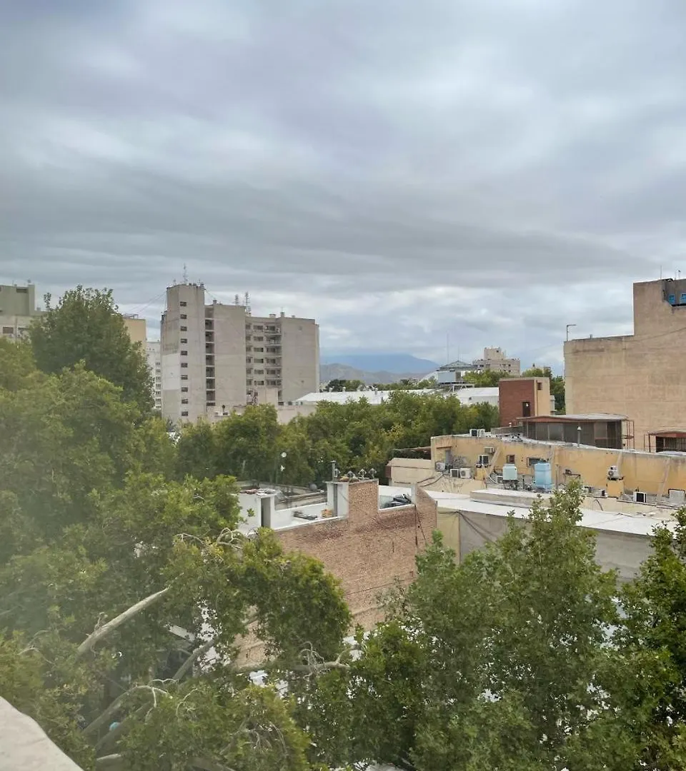 Departamento Amplio Y Con Excelente Ubicacion En El Centro De Mendoza Apartman 0*,  Argentína