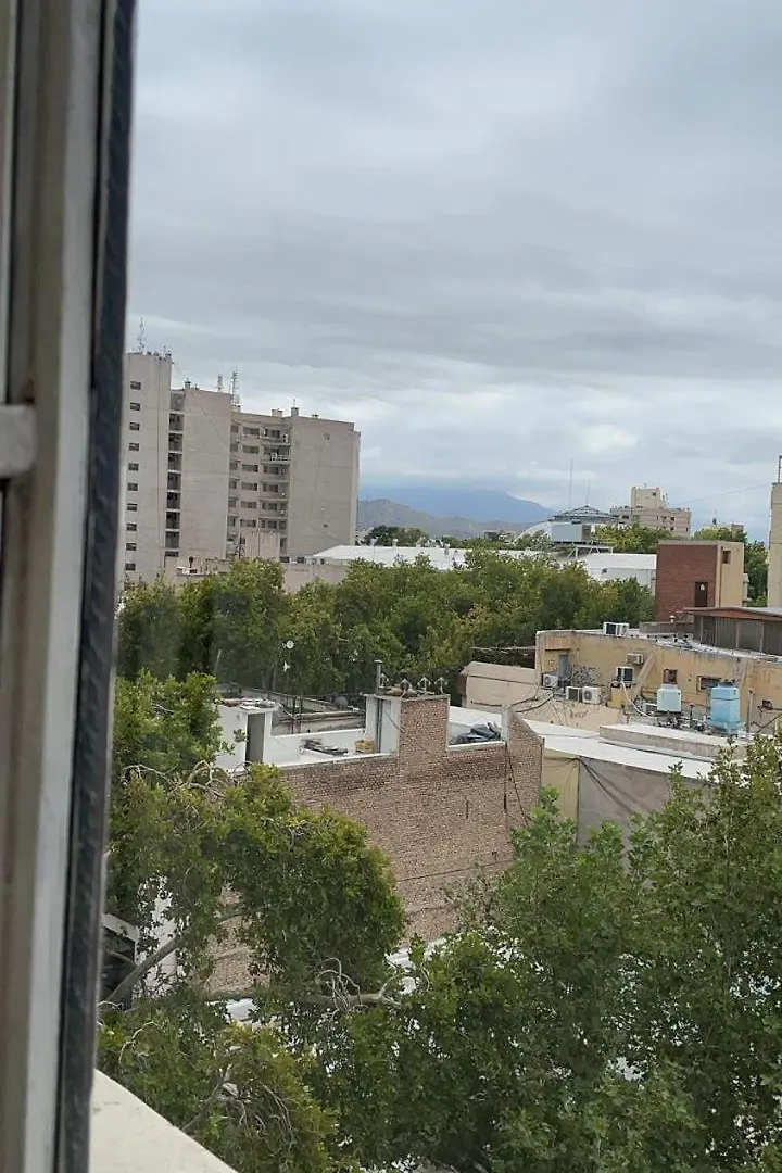 Departamento Amplio Y Con Excelente Ubicacion En El Centro De Mendoza Apartman